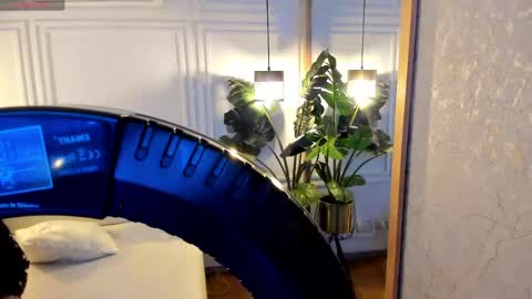 dafne_hillss online show from 04/29/26, 11:47