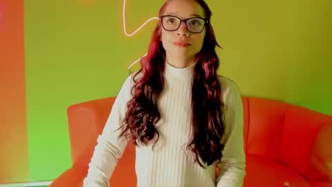 Dafne  online show from 06/29/26, 01:11