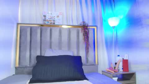 dafne_quenn online show from 01/15/26, 07:50