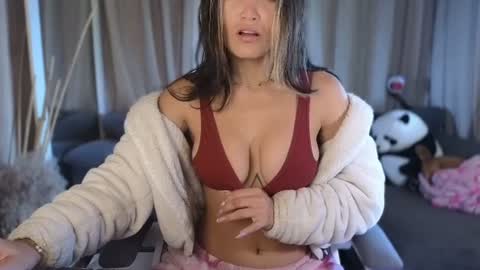 LORENA  online show from 06/25/26, 04:22