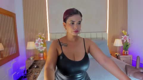 dafnecox online show from 06/22/26, 11:07