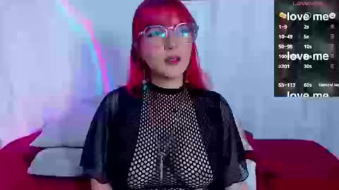 Snapshot of dafnemoon_1 chatting on 09/24/25, 05:05 Dafne Moon online show from 09/24/25, 05:05
