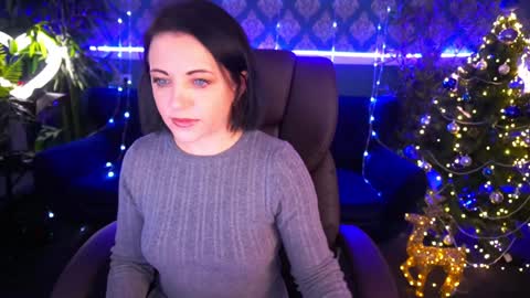 Dafni Mon online show from 12/13/24, 06:53