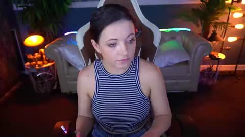 Dafni Mon online show from 06/19/26, 05:34