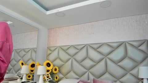 Dafnne online show from 12/02/25, 04:07