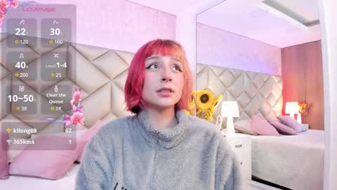 Dafnne online show from 12/04/25, 04:33