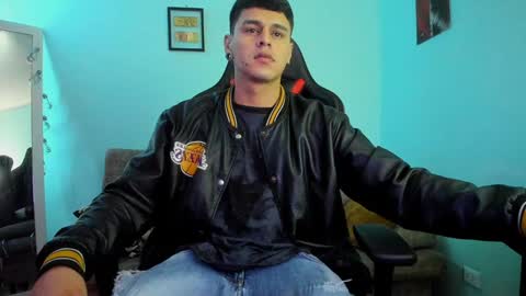 my name is Jhon and I live in colombia online show from 12/31/24, 01:04
