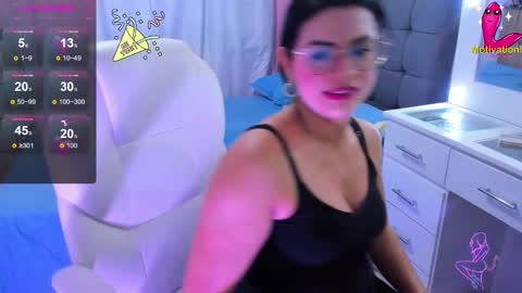 Snapshot of dahian_carter chatting on 12/18/24, 10:57 Dahian online show from 12/18/24, 10:57