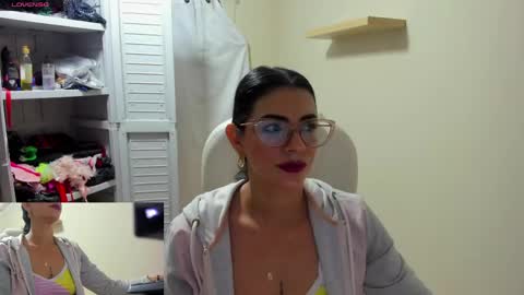 Snapshot of dahian_carter chatting on 03/23/26, 10:19 Dahian online show from 03/23/26, 10:19
