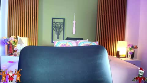 Snapshot of dahiana_spark chatting on 12/22/24, 08:03 Dahiana online show from 12/22/24, 08:03