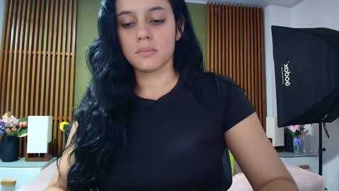 Snapshot of dahiana_spark chatting on 01/10/25, 07:43 Dahiana online show from 01/10/25, 07:43