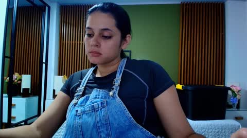 Snapshot of dahiana_spark chatting on 01/31/25, 07:40 Dahiana online show from 01/31/25, 07:40