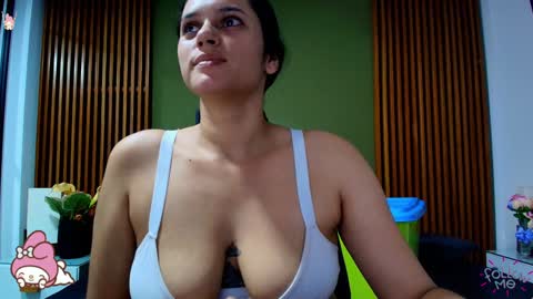 Snapshot of dahiana_spark chatting on 02/03/25, 07:52 Dahiana online show from 02/03/25, 07:52