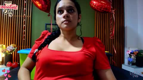 Snapshot of dahiana_spark chatting on 02/14/25, 08:05 Dahiana online show from 02/14/25, 08:05