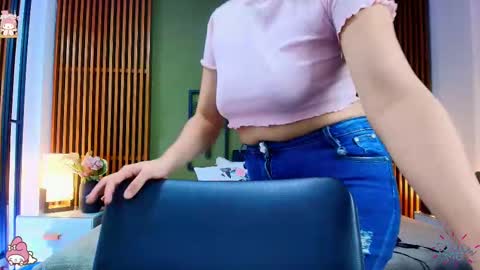 Snapshot of dahiana_spark chatting on 02/20/25, 08:03 Dahiana online show from 02/20/25, 08:03