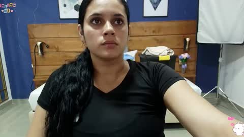 Snapshot of dahiana_spark chatting on 09/11/25, 07:58 Dahiana online show from 09/11/25, 07:58