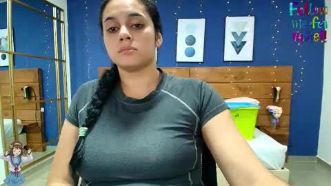 Snapshot of dahiana_spark chatting on 10/10/25, 08:19 Dahiana online show from 10/10/25, 08:19