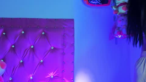    online show from 02/13/25, 08:17