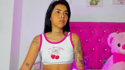 Snapshot of dahiangomezz chatting on 03/14/26, 08:25 online show from 03/14/26, 08:25