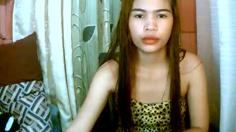Snapshot of dahlia_123 chatting on 12/16/24, 01:53 Im Dahlia online show from 12/16/24, 01:53