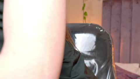 Snapshot of dahlia_rousse chatting on 05/24/26, 05:23 Dahlia online show from 05/24/26, 05:23