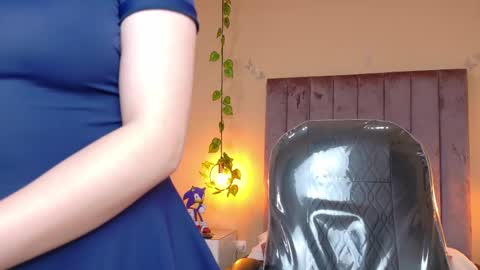 Snapshot of dahlia_rousse chatting on 06/03/26, 05:32 Dahlia online show from 06/03/26, 05:32