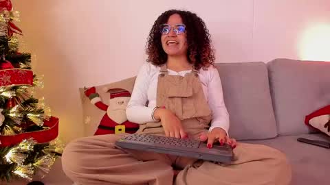 Dahli online show from 12/13/24, 04:54