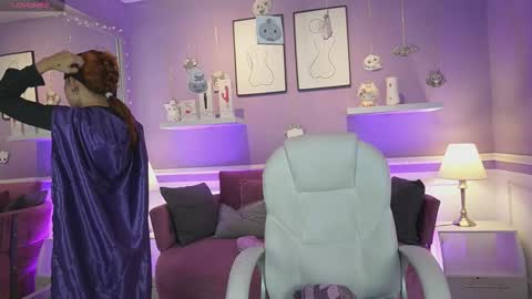 Dahlia Grey online show from 10/30/25, 11:33