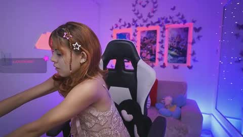 Dahlia Grey online show from 06/06/26, 11:37