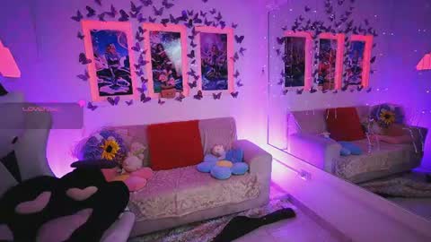 Dahlia Grey online show from 06/16/26, 11:35