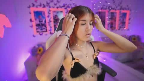 Dahlia Grey online show from 06/17/26, 11:34