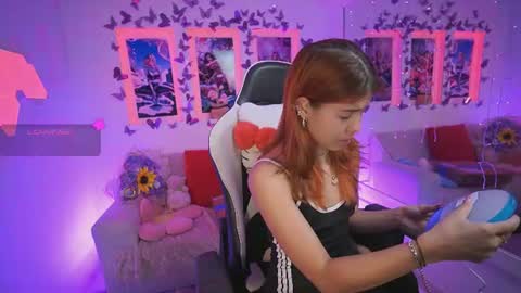 Dahlia Grey online show from 06/23/26, 11:41