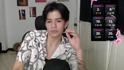 lorena online show from 12/05/25, 12:52