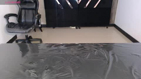 dahyan_ch online show from 11/10/25, 05:01