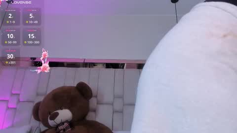 Daia Ortiz  online show from 10/12/25, 09:52