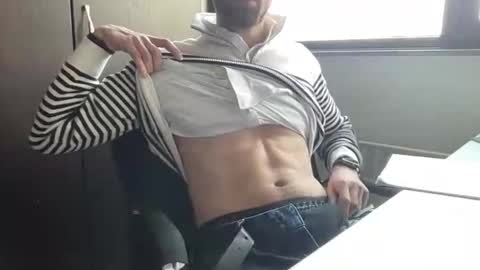 Snapshot of dailybully chatting on 02/26/26, 10:25 Your daily dose online show from 02/26/26, 10:25