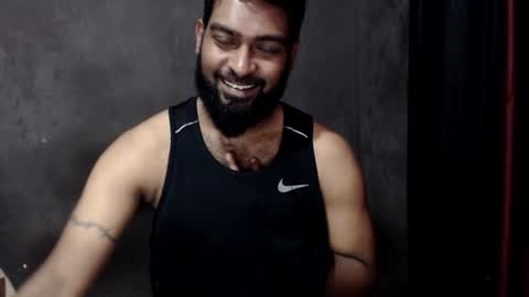 indian guys online show from 09/12/25, 04:40