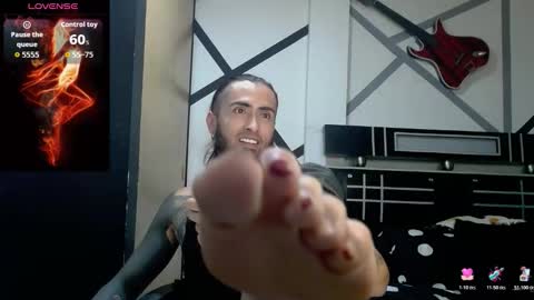 Snapshot of daimon_rock01 chatting on 03/12/26, 04:51 felipe online show from 03/12/26, 04:51