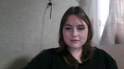 daiquiri_doll online show from 12/15/25, 10:08