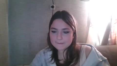 daiquiri_doll online show from 12/16/25, 08:30