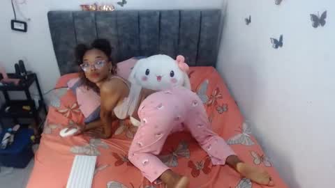 Snapshot of daisha_becker chatting on 03/01/25, 09:18 daisha_becker online show from 03/01/25, 09:18