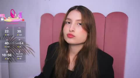 Lauren            online show from 03/04/25, 12:22