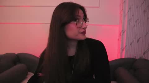 Lauren            online show from 01/19/26, 03:54