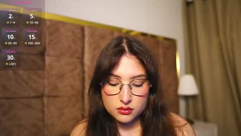 Lauren            online show from 03/11/26, 03:56