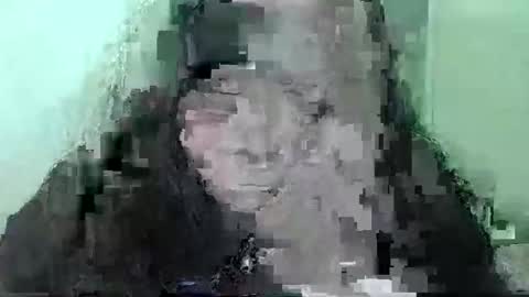 Snapshot of daisnconfusion_ chatting on 02/17/25, 05:53 daisnconfusion_ online show from 02/17/25, 05:53