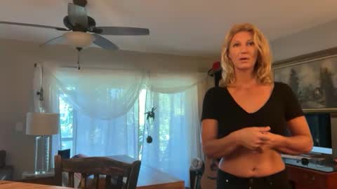 Daisy137 online show from 02/25/26, 01:54