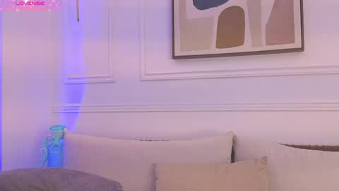 Daisy Price online show from 04/28/26, 11:04