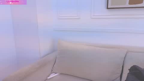 Daisy Price online show from 05/15/26, 10:11