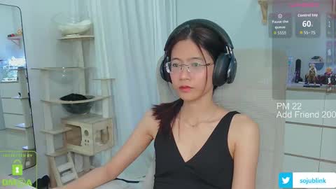 Daisy online show from 11/15/25, 08:00