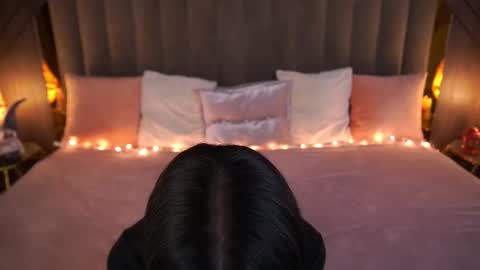 daisydelight_ online show from 02/10/25, 05:14